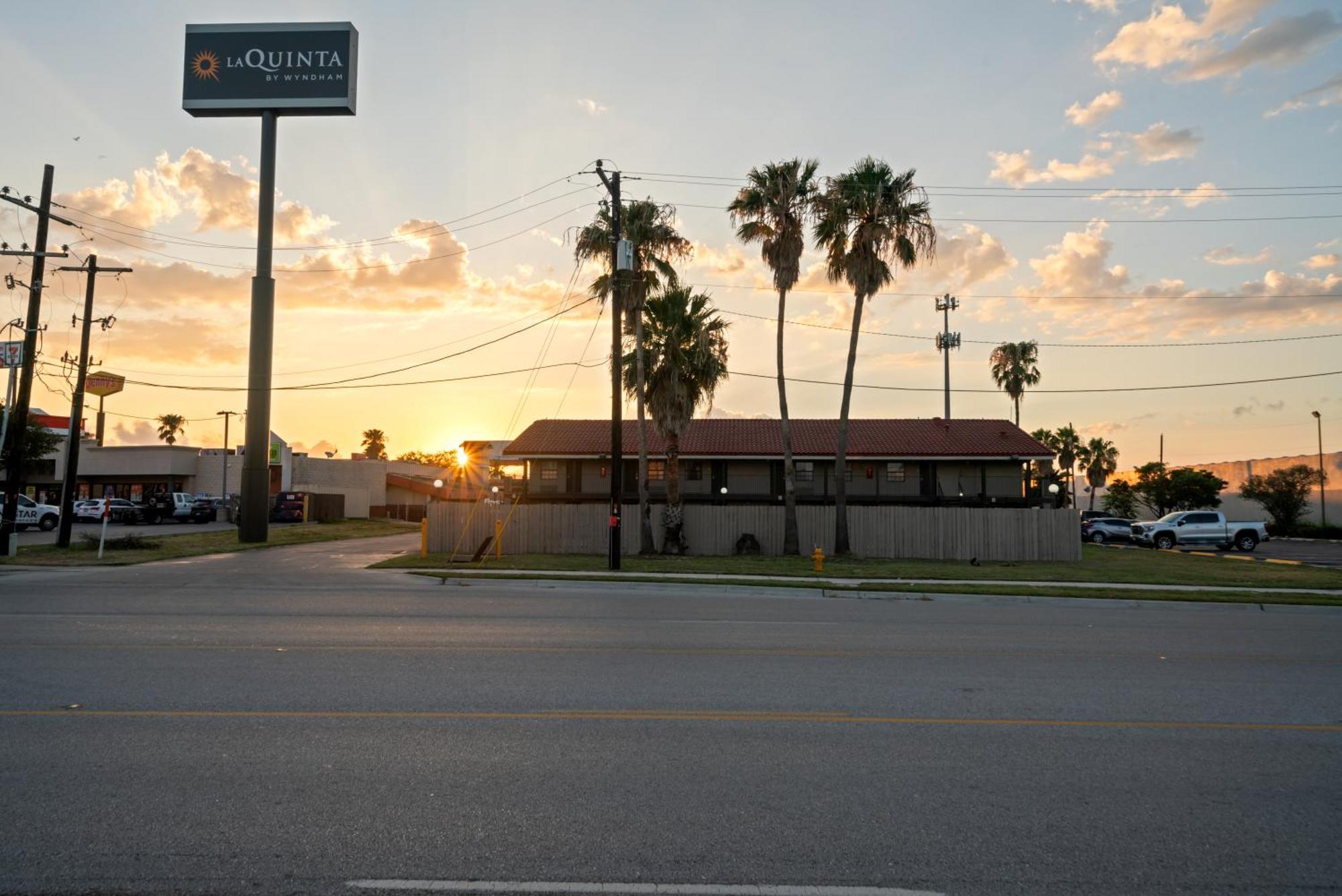 La Quinta Inn By Wyndham Corpus Christi North Ngoại thất bức ảnh