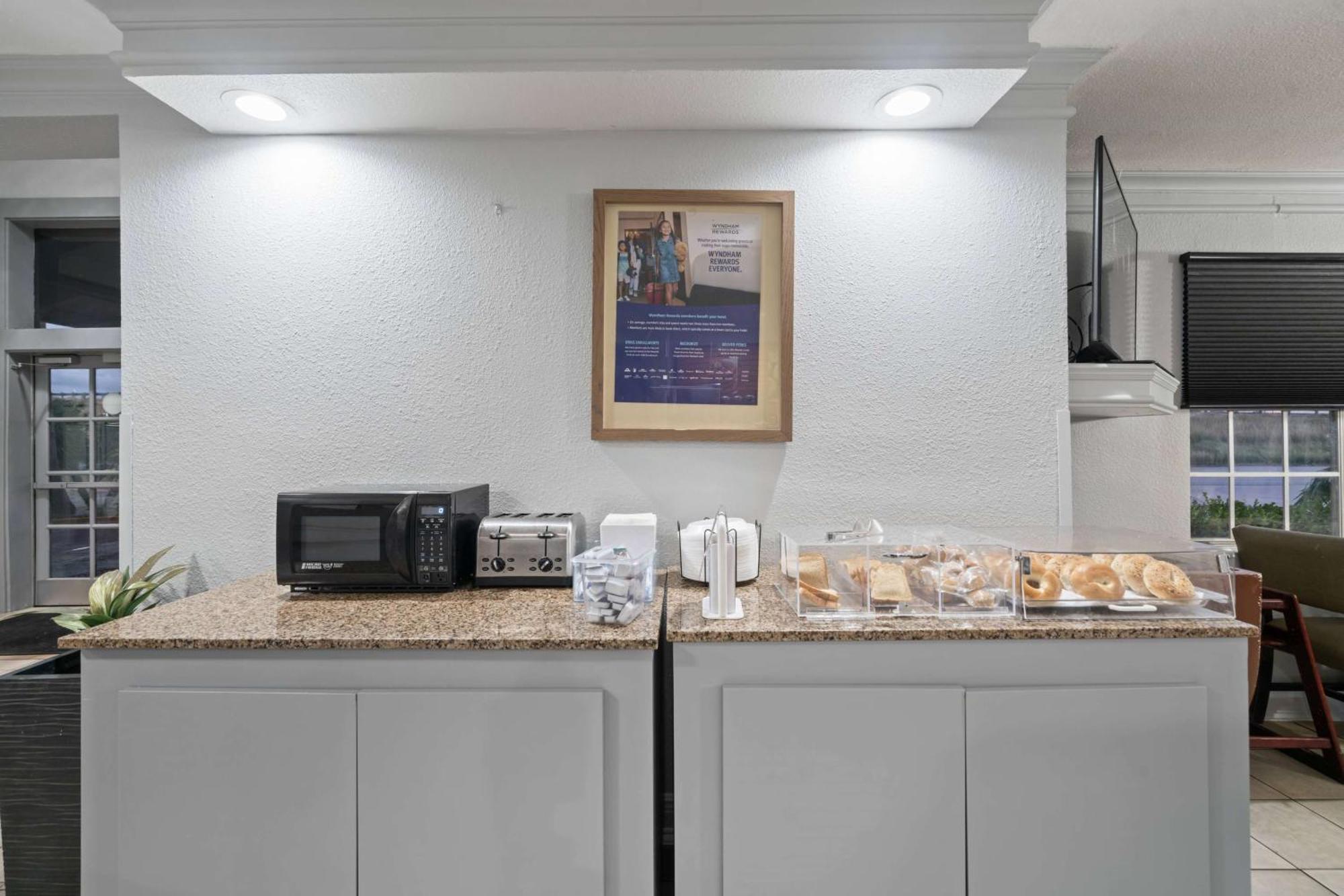 La Quinta Inn By Wyndham Corpus Christi North Ngoại thất bức ảnh
