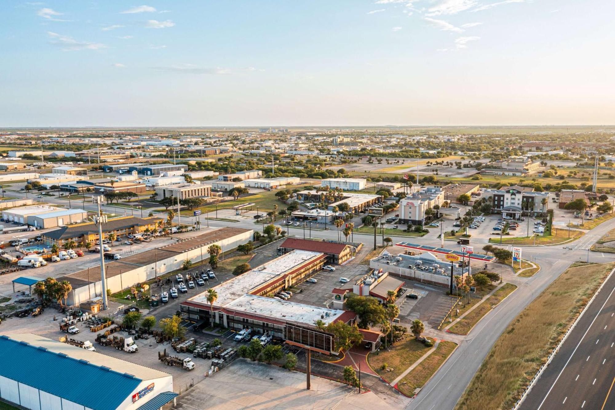 La Quinta Inn By Wyndham Corpus Christi North Ngoại thất bức ảnh